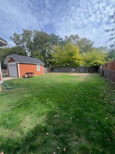 Tiny photo for 617 N View Street, Aurora, IL 60506 (MLS # 12498558)