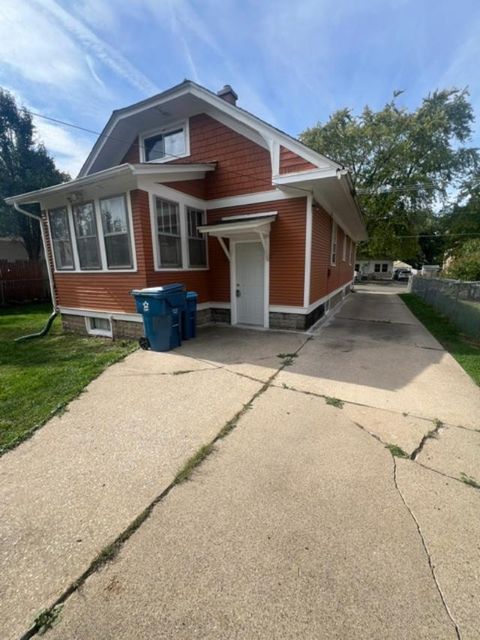 Tiny photo for 617 N View Street, Aurora, IL 60506 (MLS # 12498558)