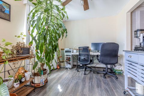 Tiny photo for 2407 E Brandenberry Court #2K, Arlington Heights, IL 60004 (MLS # 12639852)