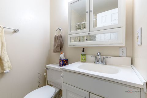 Tiny photo for 2407 E Brandenberry Court #2K, Arlington Heights, IL 60004 (MLS # 12639852)