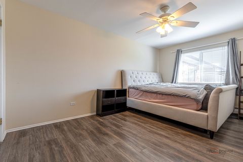 Tiny photo for 2407 E Brandenberry Court #2K, Arlington Heights, IL 60004 (MLS # 12639852)