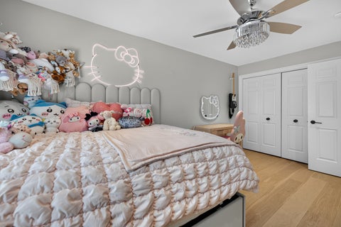 Tiny photo for 321 Brownstone Drive, St. Charles, IL 60174 (MLS # 12770422)