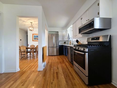 Tiny photo for 220 S President Street, Wheaton, IL 60187 (MLS # 12616442)