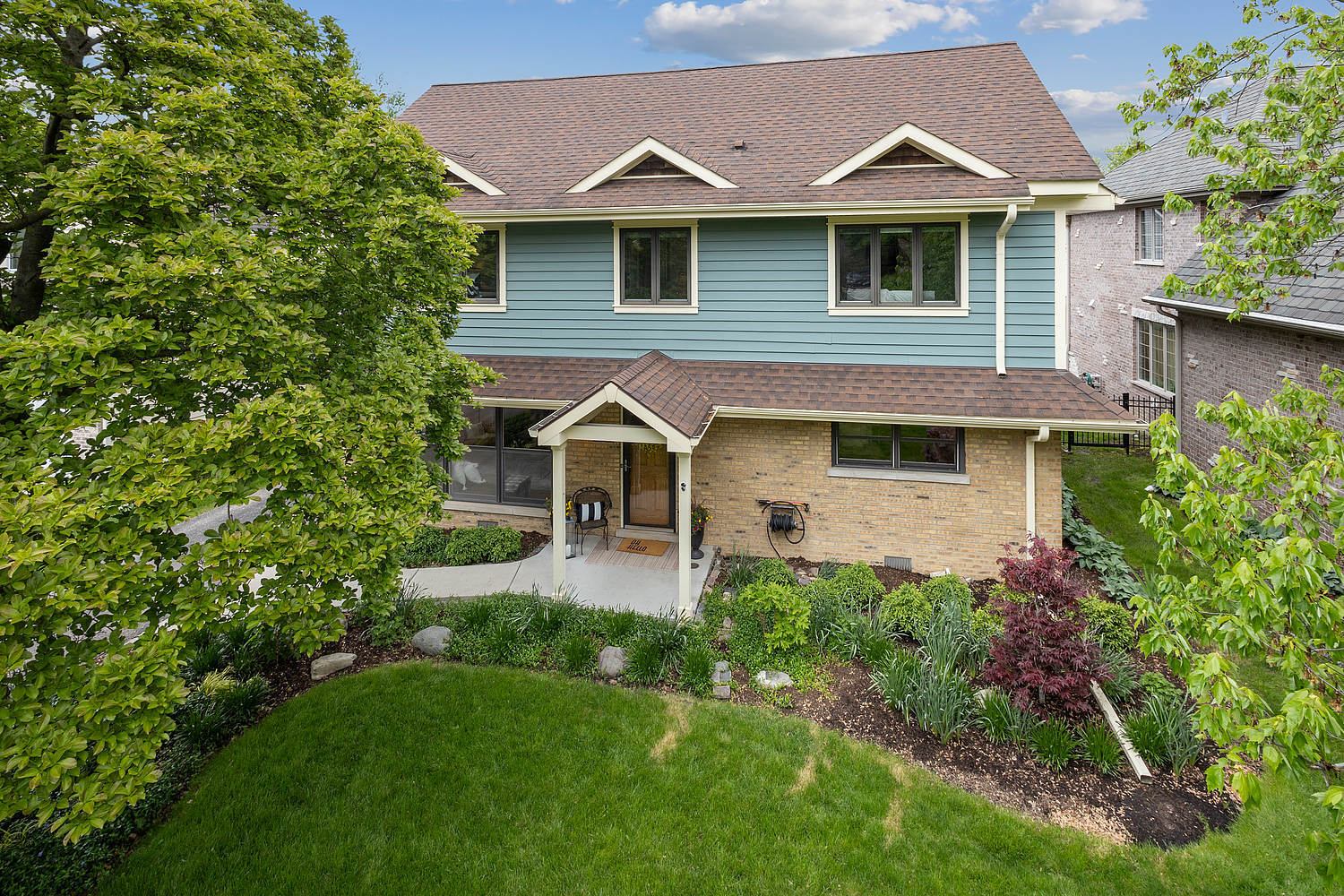 2432 Illinois Road