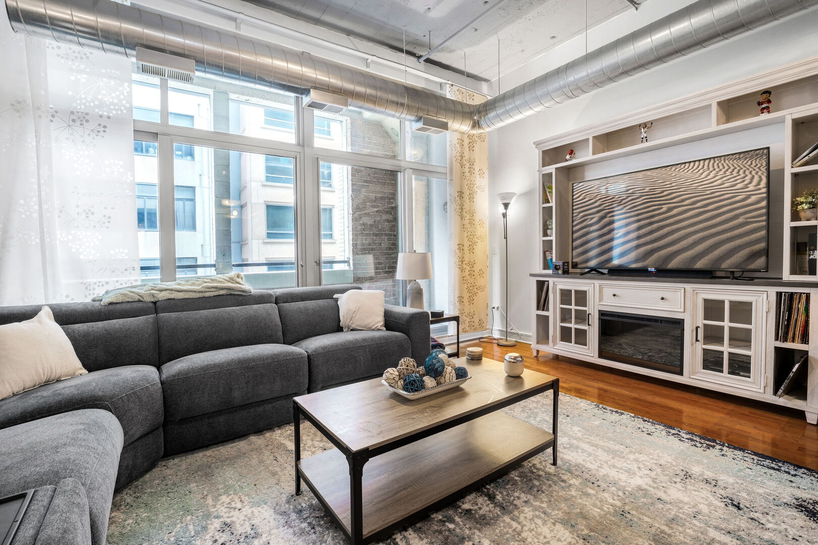 565 W Quincy Street 501