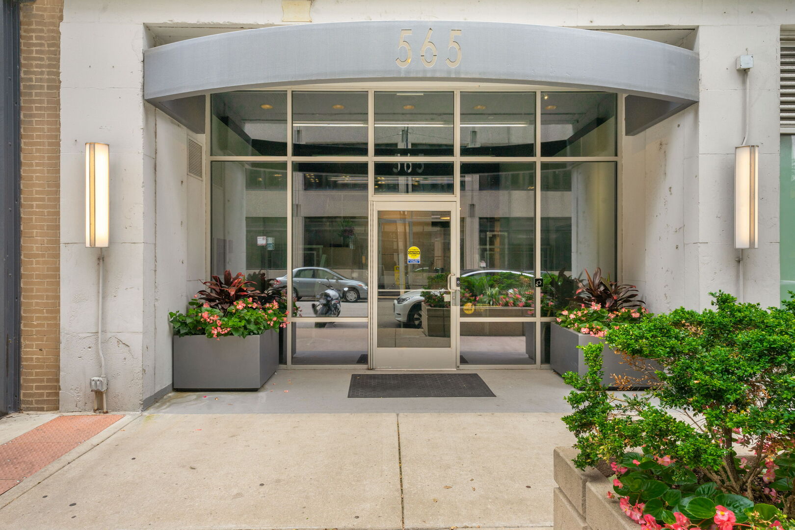 565 W Quincy Street 501