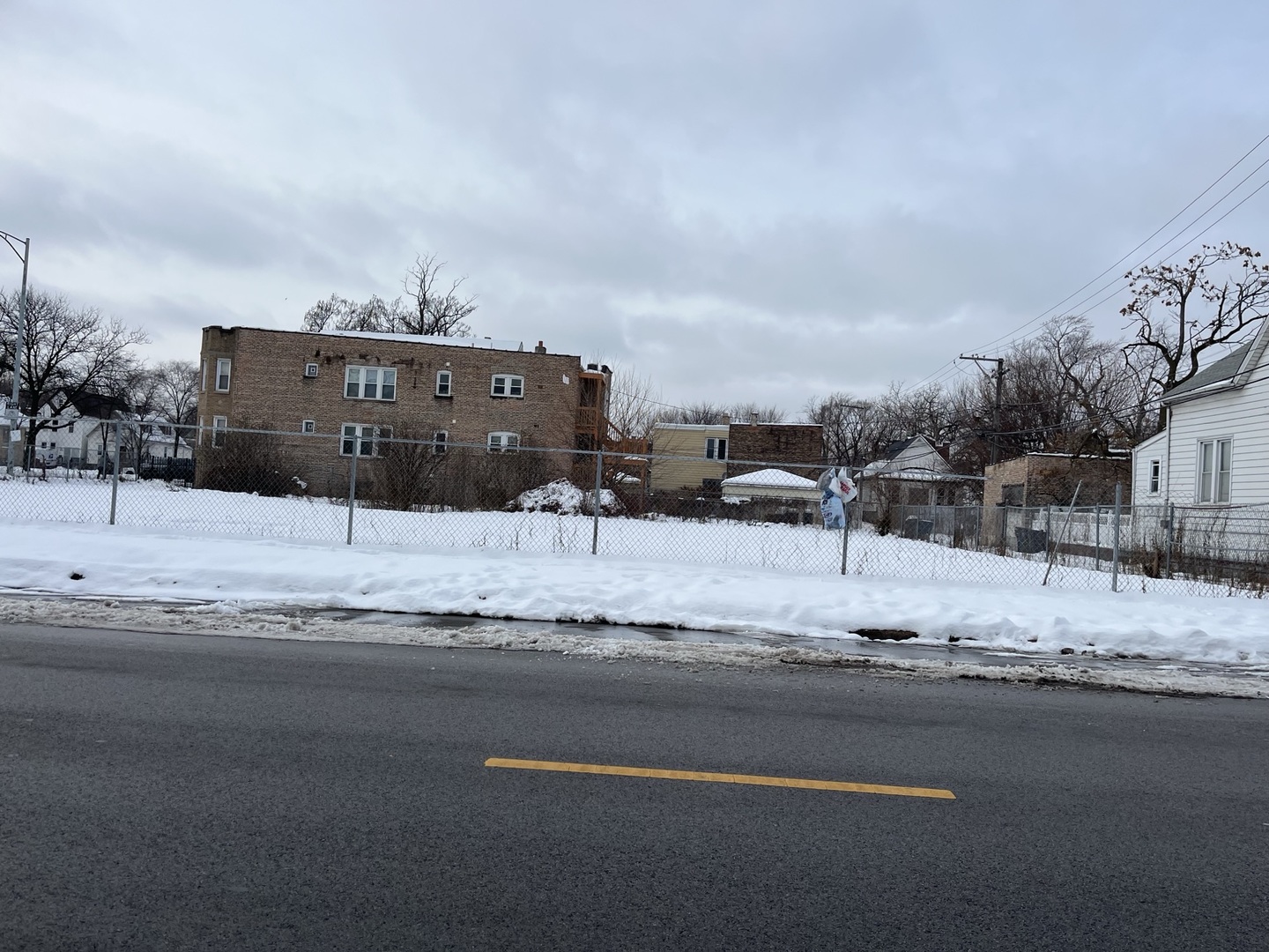 1000 W Marquette Road