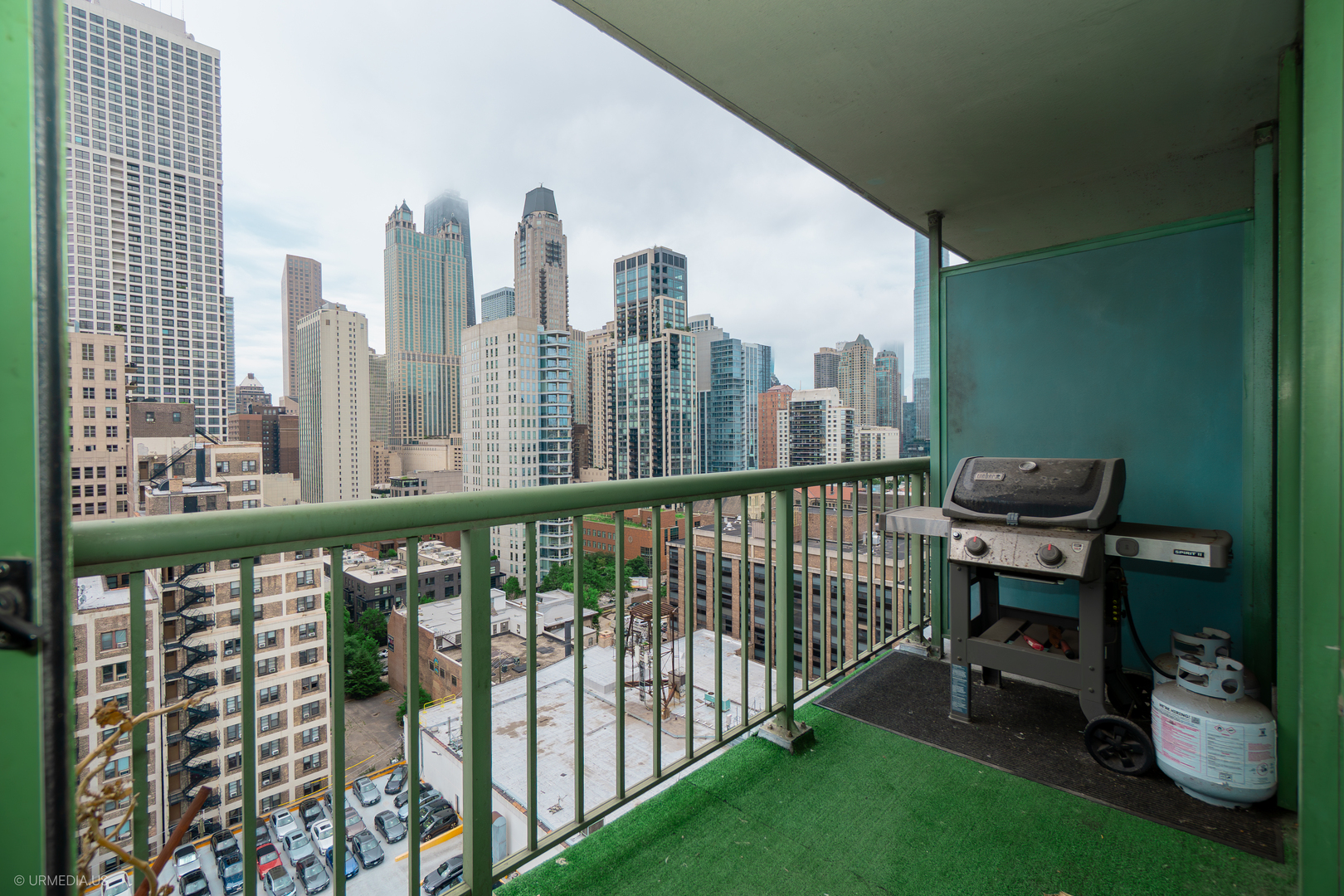 111 W Maple Street 1401