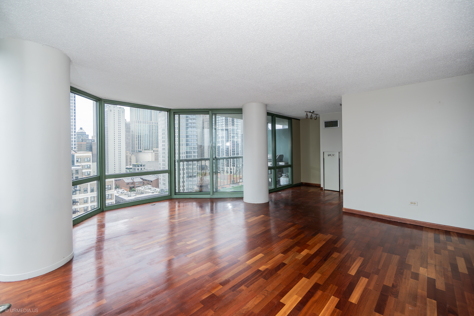 111 W Maple Street 1401