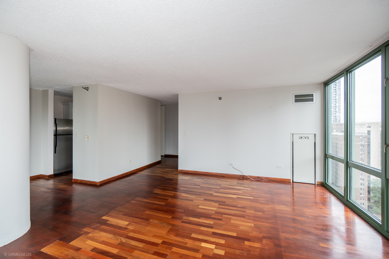 111 W Maple Street 1401