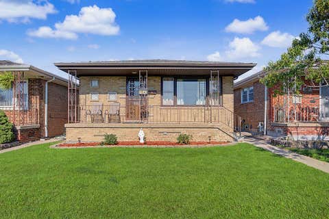 Photo of 11543 S Ewing Avenue, Chicago, IL 60617 (MLS # 12708363)