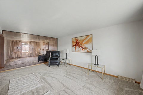 Tiny photo for 11543 S Ewing Avenue, Chicago, IL 60617 (MLS # 12708363)