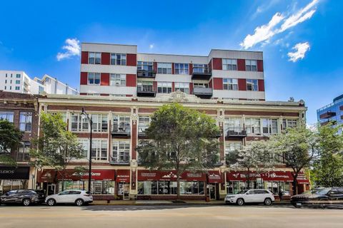 Tiny photo for 1631 S MICHIGAN Avenue #312, Chicago, IL 60616 (MLS # 12499893)