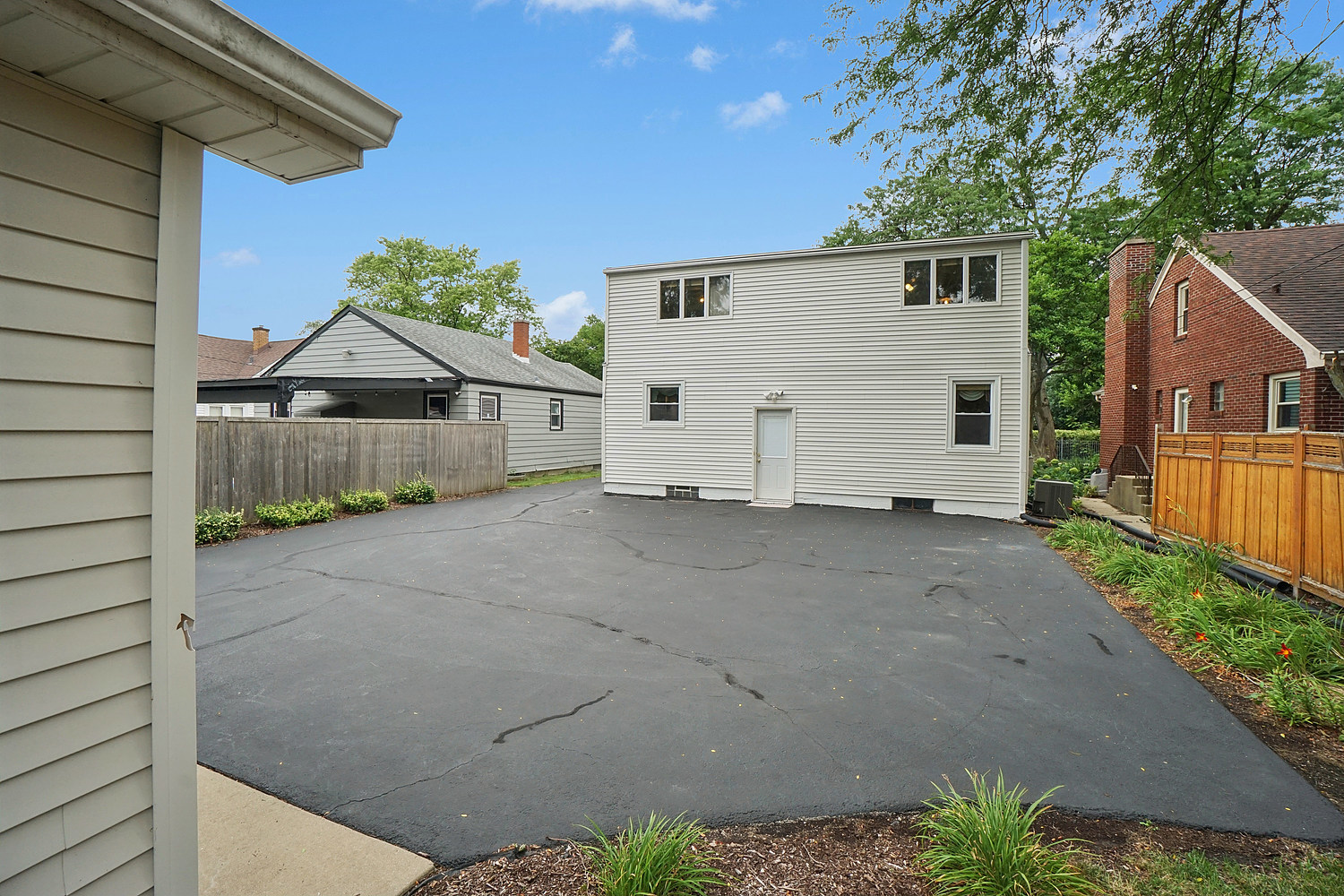 716 Catherine Street