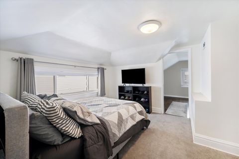 Tiny photo for 272 N Willow Road, Elmhurst, IL 60126 (MLS # 12602391)