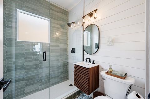 Tiny photo for 272 N Willow Road, Elmhurst, IL 60126 (MLS # 12602391)