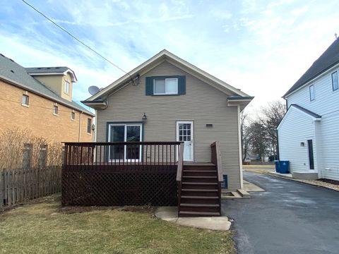 Tiny photo for 272 N Willow Road, Elmhurst, IL 60126 (MLS # 12602391)