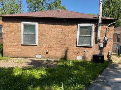 A home in Calumet Park