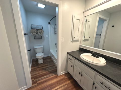 Tiny photo for 1511 Longwood Drive #1511, Sycamore, IL 60178 (MLS # 12643421)