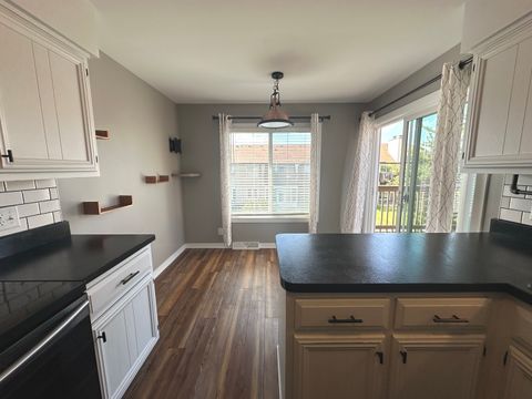 Tiny photo for 1511 Longwood Drive #1511, Sycamore, IL 60178 (MLS # 12643421)