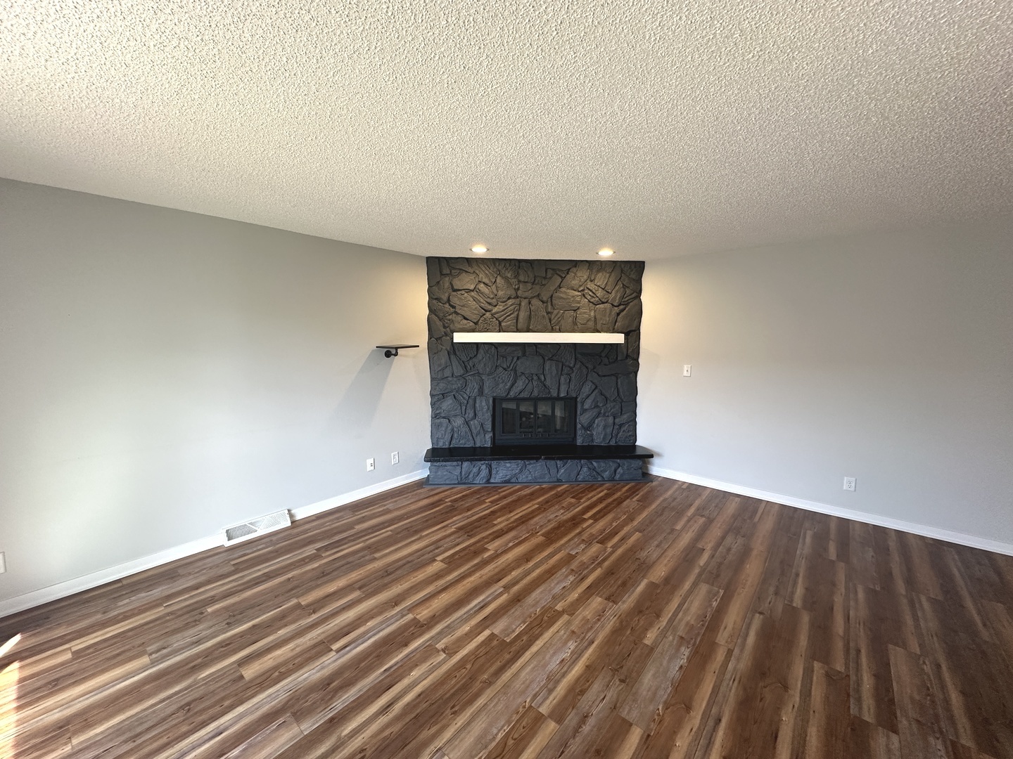 1511 Longwood Drive 1511