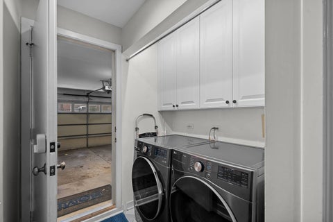 Tiny photo for 1051 W Lill Avenue, Chicago, IL 60614 (MLS # 12759403)