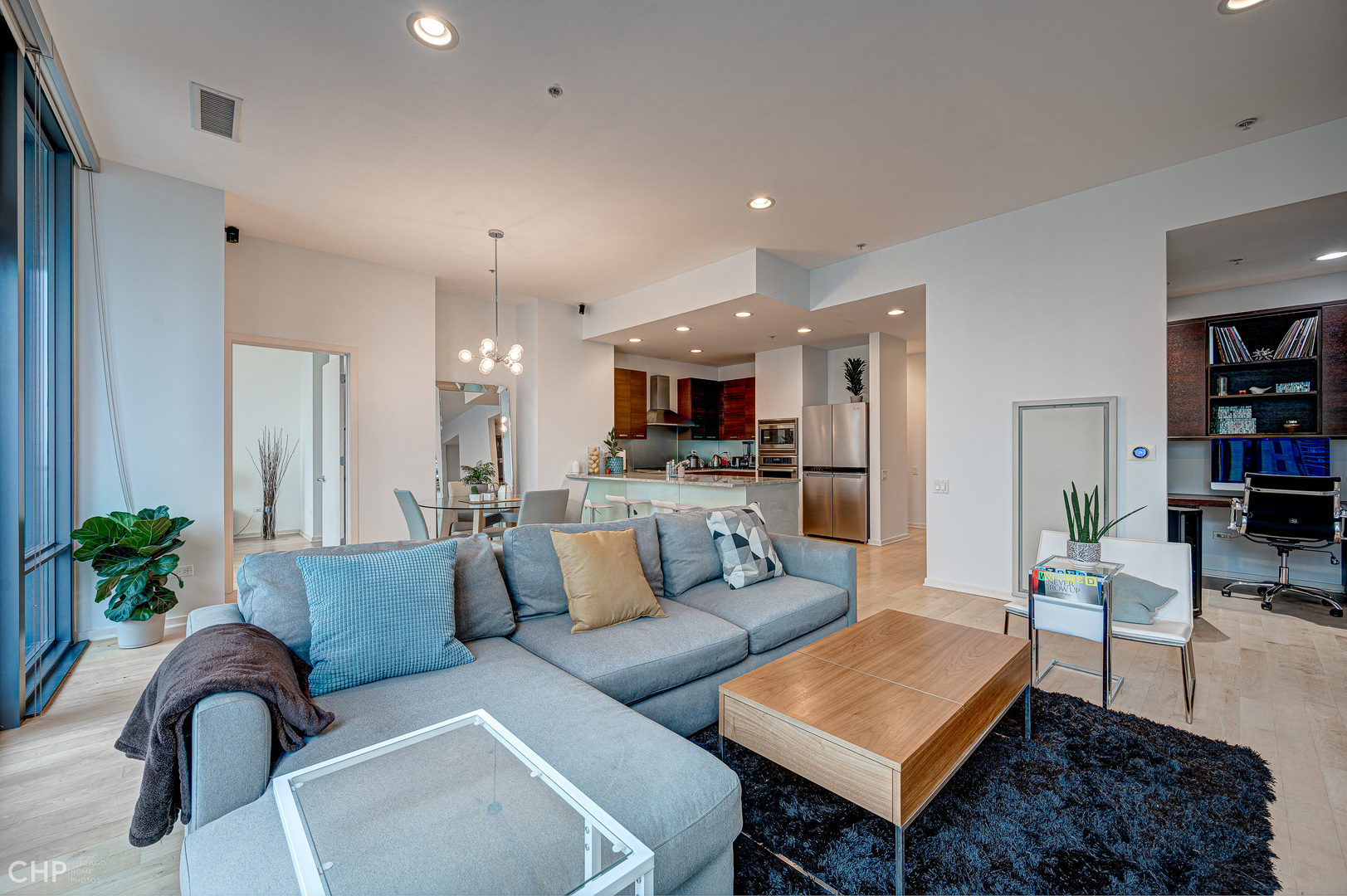240 E Illinois Street 3103