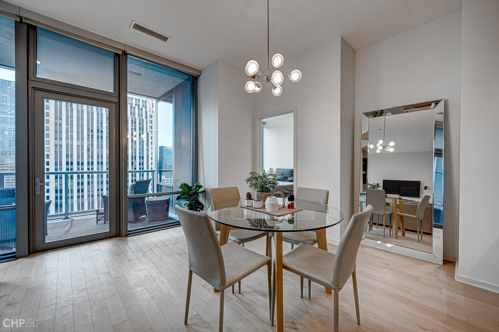 240 E Illinois Street 3103