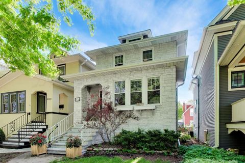 Tiny photo for 806 S Scoville Avenue, Oak Park, IL 60304 (MLS # 12631009)