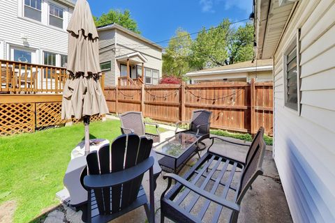 Tiny photo for 806 S Scoville Avenue, Oak Park, IL 60304 (MLS # 12631009)