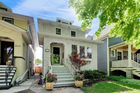 Tiny photo for 806 S Scoville Avenue, Oak Park, IL 60304 (MLS # 12631009)
