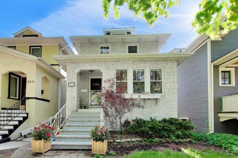 Photo of 806 S Scoville Avenue, Oak Park, IL 60304 (MLS # 12631009)
