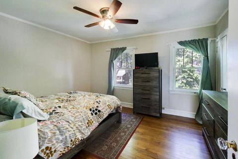 Tiny photo for 806 S Scoville Avenue, Oak Park, IL 60304 (MLS # 12631009)