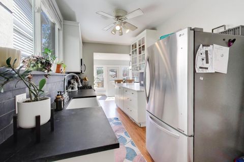 Tiny photo for 806 S Scoville Avenue, Oak Park, IL 60304 (MLS # 12631009)