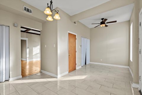 Tiny photo for 5618 S Prairie Avenue #2, Chicago, IL 60637 (MLS # 12640718)