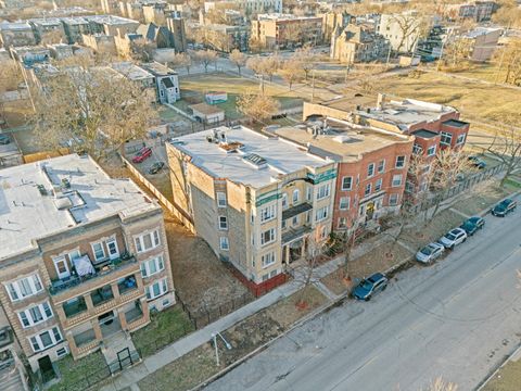 Tiny photo for 5618 S Prairie Avenue #2, Chicago, IL 60637 (MLS # 12640718)