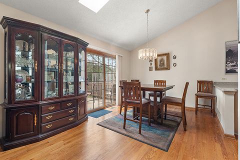 Tiny photo for 15331 Wilshire Drive, Orland Park, IL 60462 (MLS # 12620128)