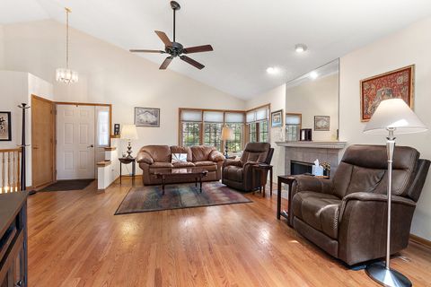 Tiny photo for 15331 Wilshire Drive, Orland Park, IL 60462 (MLS # 12620128)