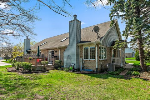 Tiny photo for 15331 Wilshire Drive, Orland Park, IL 60462 (MLS # 12620128)