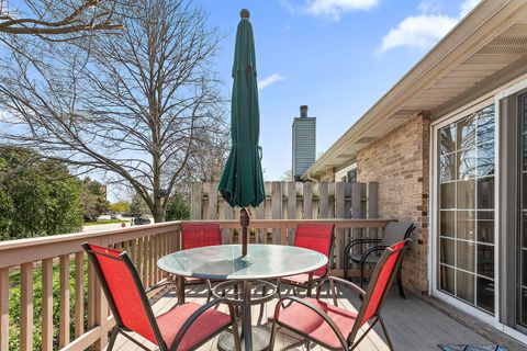 Tiny photo for 15331 Wilshire Drive, Orland Park, IL 60462 (MLS # 12620128)