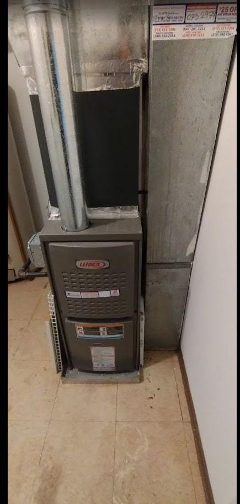 Tiny photo for 18600 Village West Drive #303, Hazel Crest, IL 60429 (MLS # 12541632)