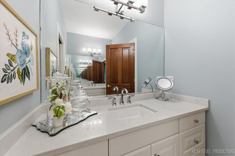 Tiny photo for 955 Harbor Town Court, Geneva, IL 60134 (MLS # 12661746)