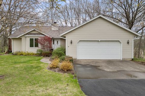 Tiny photo for 2511 136th Ave. Court W, Milan, IL 61264 (MLS # 12622632)