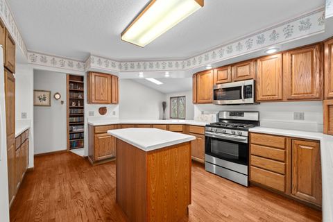 Tiny photo for 2511 136th Ave. Court W, Milan, IL 61264 (MLS # 12622632)