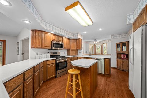 Tiny photo for 2511 136th Ave. Court W, Milan, IL 61264 (MLS # 12622632)