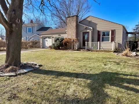 Tiny photo for 2406 Brittany Lane, Rock Island, IL 61201 (MLS # 12548087)