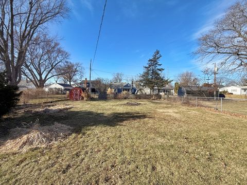 Tiny photo for 2406 Brittany Lane, Rock Island, IL 61201 (MLS # 12548087)