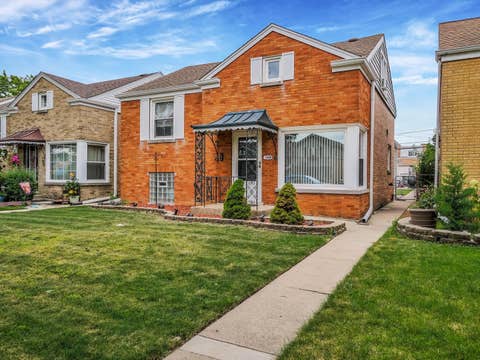 Photo of 2408 Spruce Street, River Grove, IL 60171 (MLS # 12711216)