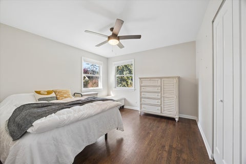 Tiny photo for 706 Courtland Circle, Western Springs, IL 60558 (MLS # 12787256)