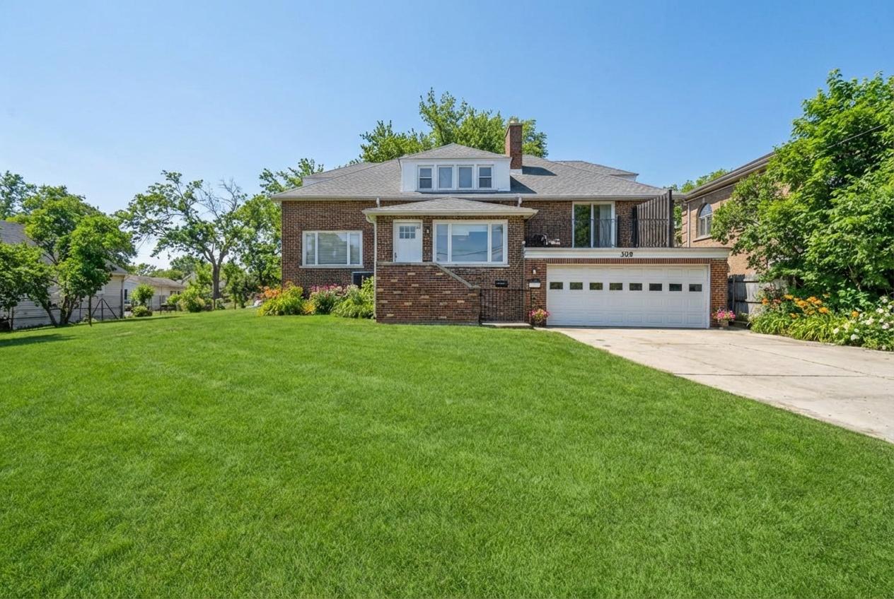 Photo 1 of 29 — 308 Washington Avenue, Highwood, IL 60040